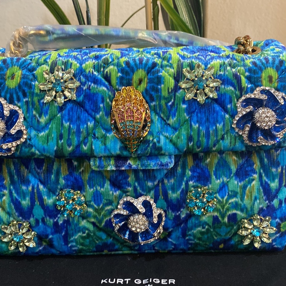 - kurt Geiger London Mini Kensington Shoulder Bag - Picture 7 of 13